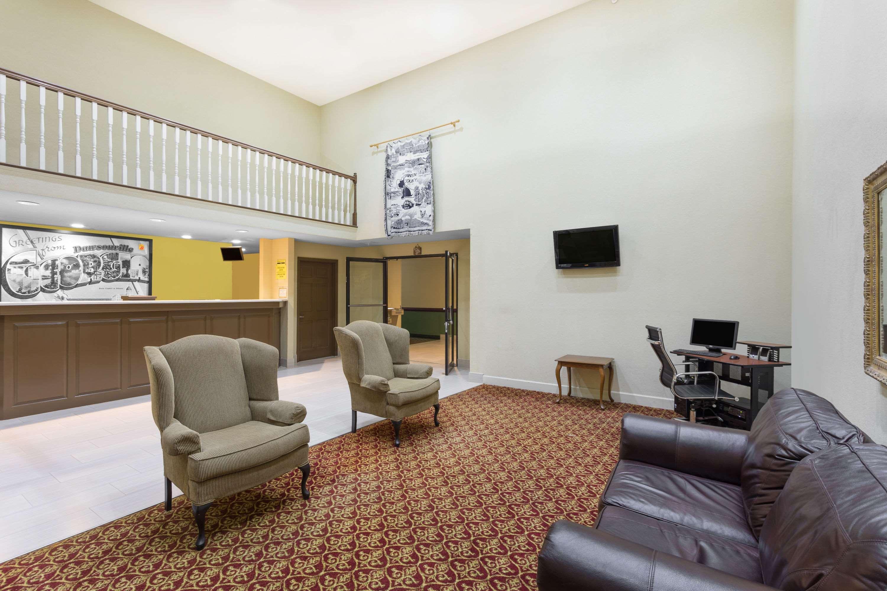 Super 8 by Wyndham Dawsonville Eksteriør billede