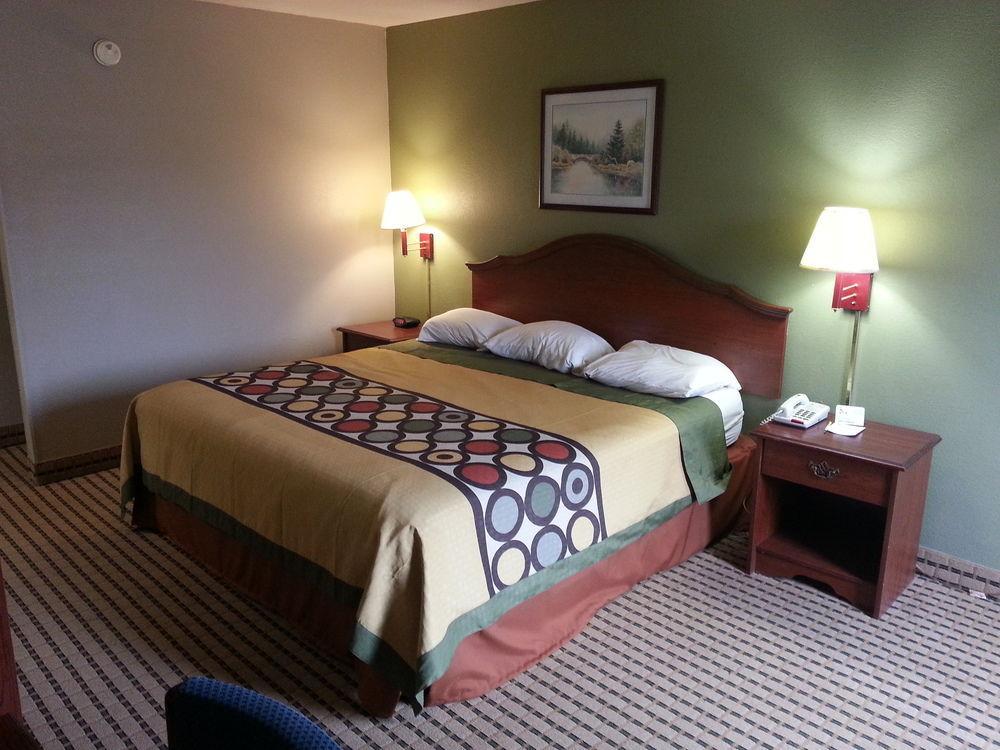 Super 8 by Wyndham Dawsonville Eksteriør billede
